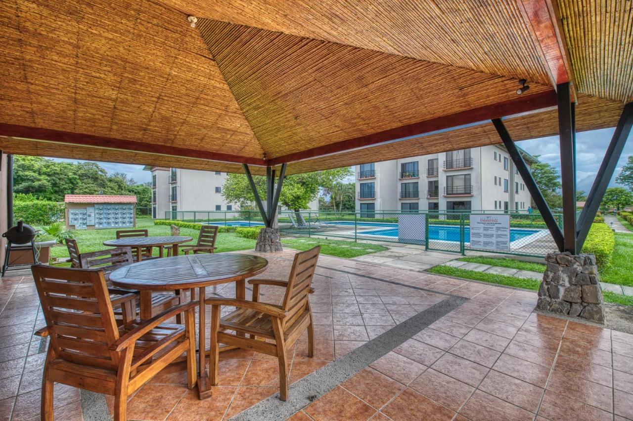 Golden Getaway Apartments Libéria Exterior foto